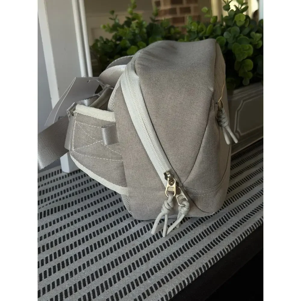heyday Camera Sling Pack Beige Heather Waterproof Crossbody Bag NWT
